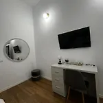 Avi Апартаменти *