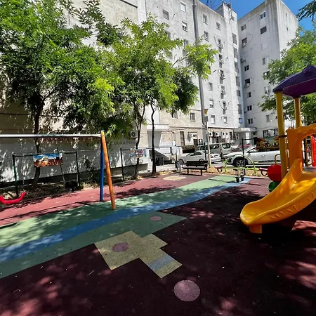 Avi Apartment Constanta