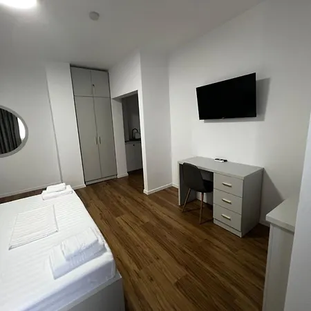 Avi Apartmán Constanţa