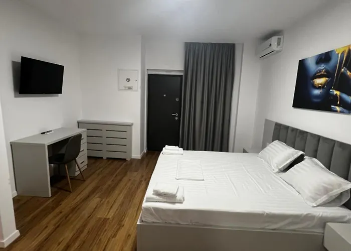 Avi コンスタンツァ